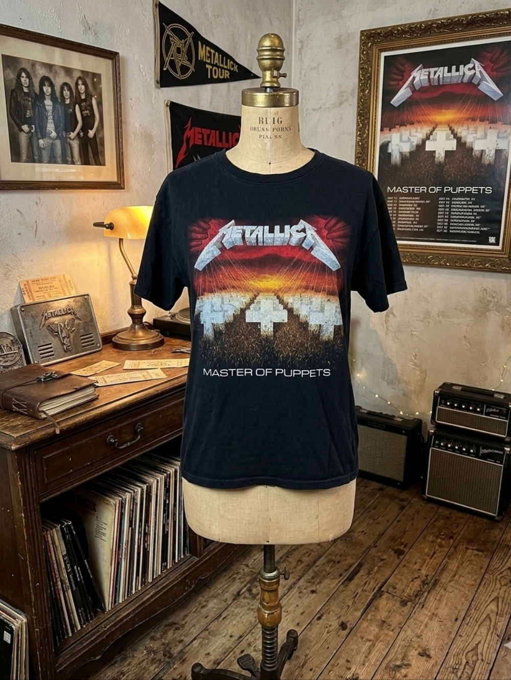 Metallica Master of Puppets Band Tee 2017 Licensed Black Graphic T-Shirt Size M